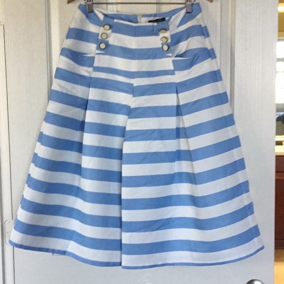Baby blue & white stripes side pockets gently use - Picture 2 of 6